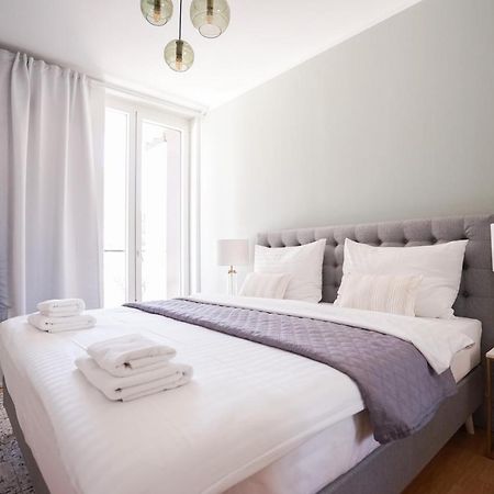 Exclusive 2-Bedroom Condo With Pool & Balcony Vienne Extérieur photo