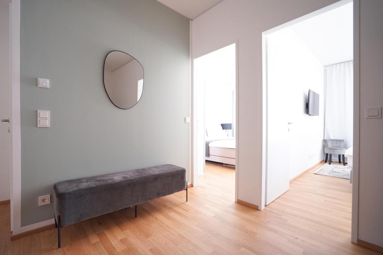 Exclusive 2-Bedroom Condo With Pool & Balcony Vienne Extérieur photo