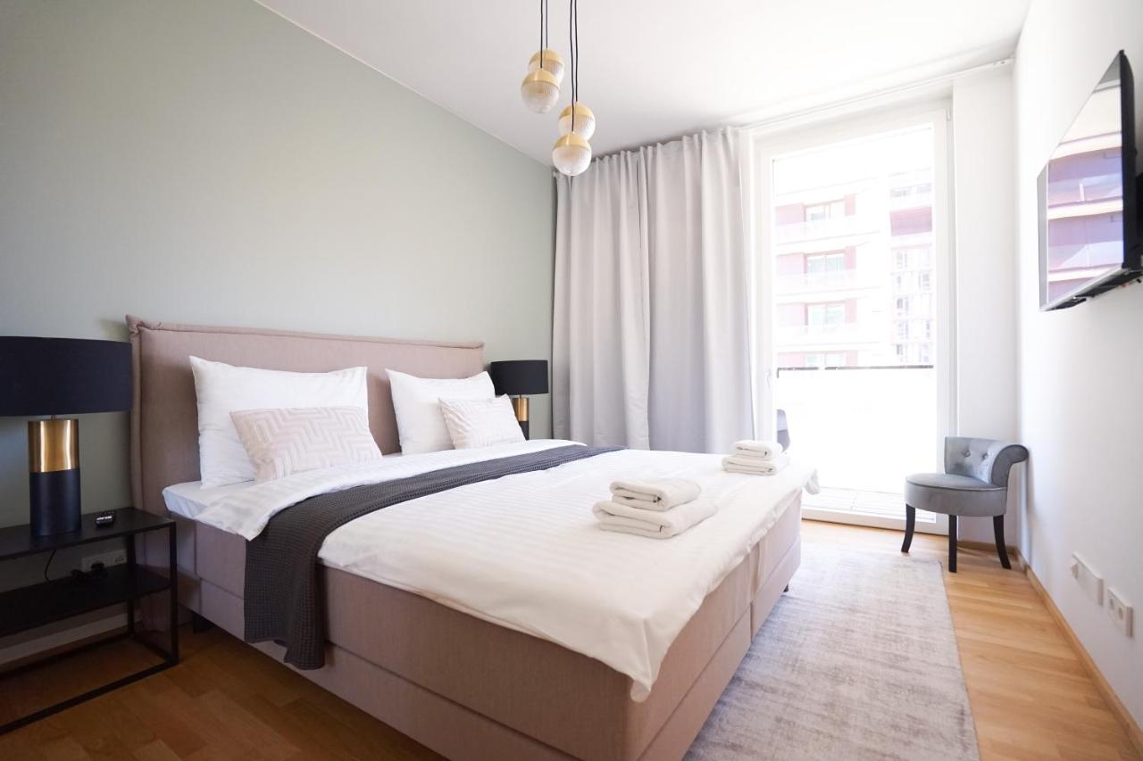 Exclusive 2-Bedroom Condo With Pool & Balcony Vienne Extérieur photo