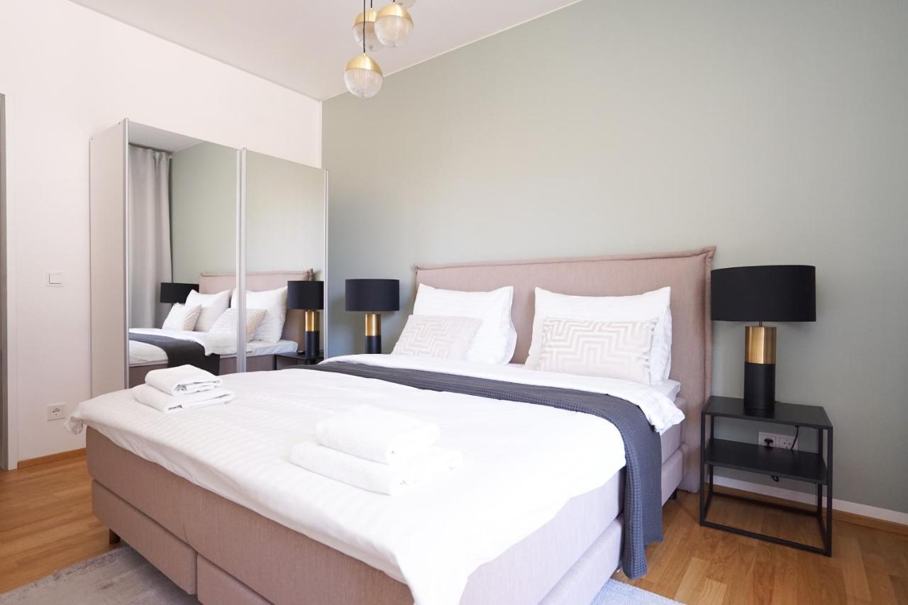 Exclusive 2-Bedroom Condo With Pool & Balcony Vienne Extérieur photo