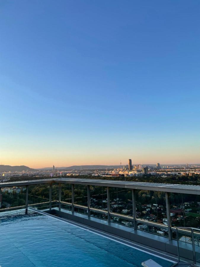Exclusive 2-Bedroom Condo With Pool & Balcony Vienne Extérieur photo